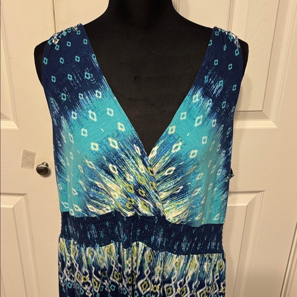 Faded Glory Plus Smocked Waist Dress - Picture 2 of 8